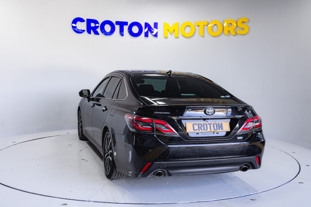 2018 Toyota Crown