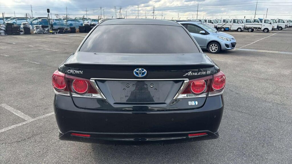 2018 Toyota Crown Athlete